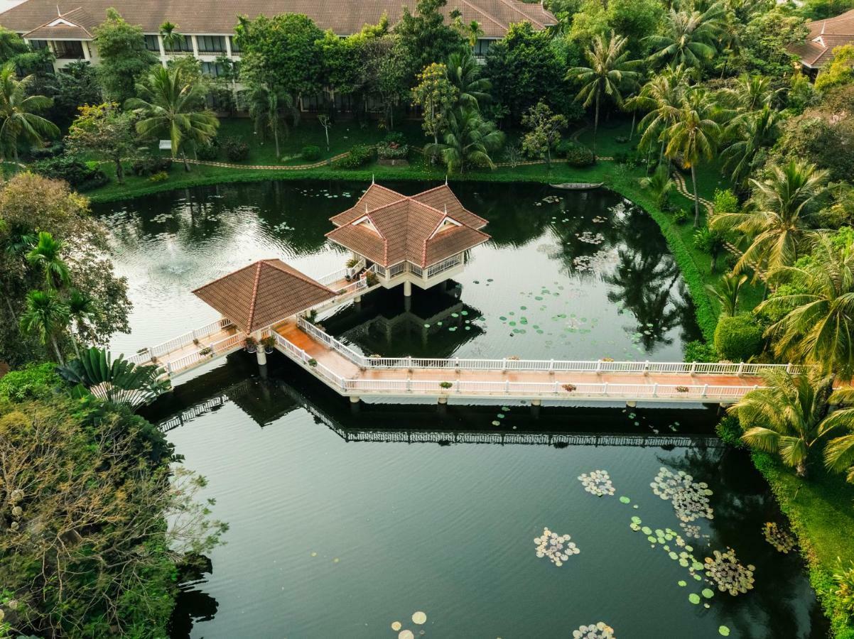 Sofitel Angkor Phokeethra Golf & Spa Resort Siem Reap Exteriör bild